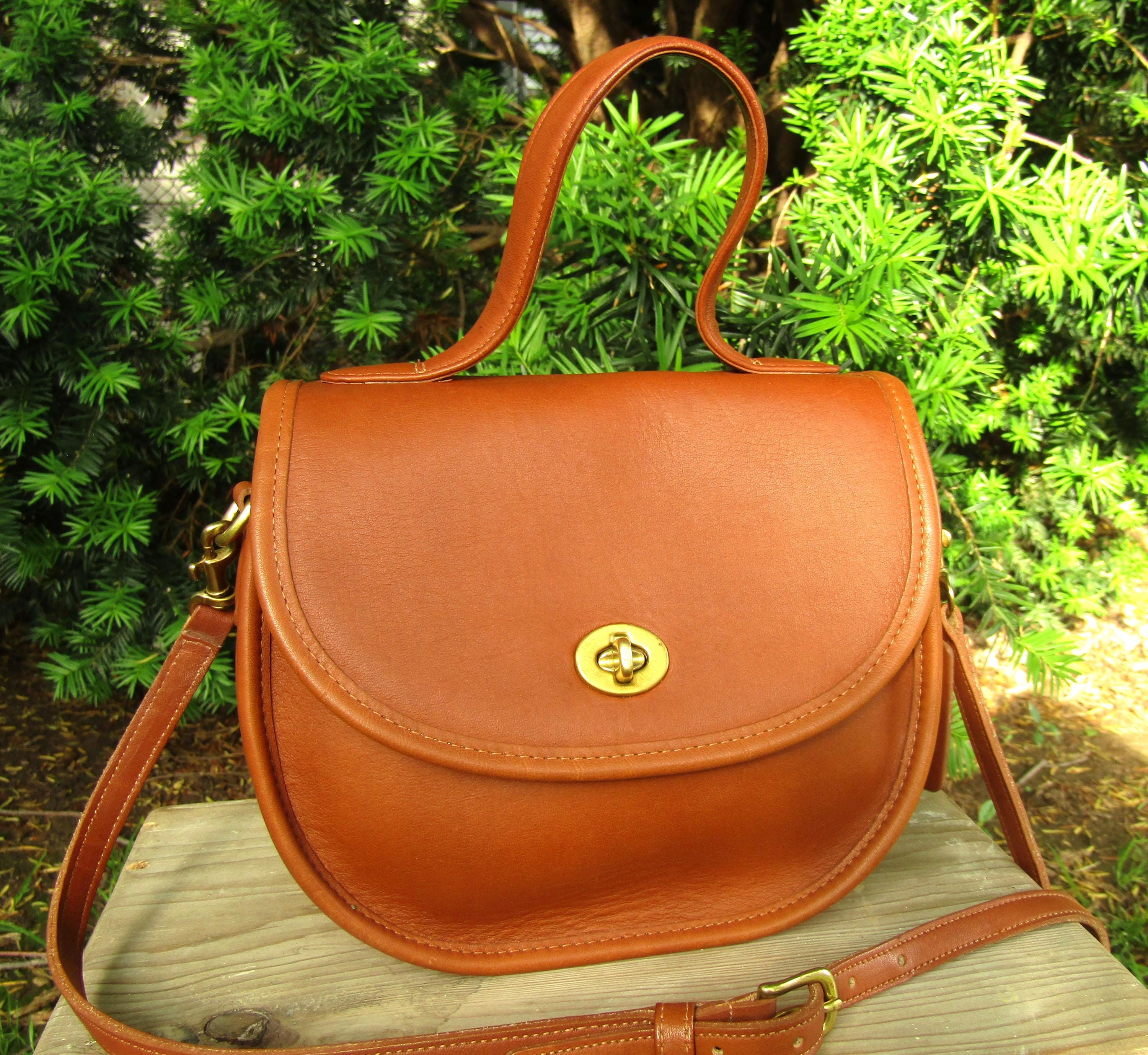 Vintage Coach Bag Bella Court Bag in British Tan Leather Crossbody 