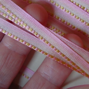 Antiek lint van zijde-rayonmix OMBRE-lint uit de jaren 1900-1920, New Old Stock, één werf