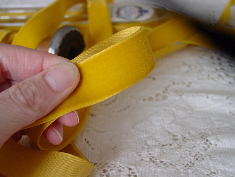 Beautiful Mustard Yellow rayon VELVET ribbon, vintage, one yard image 4