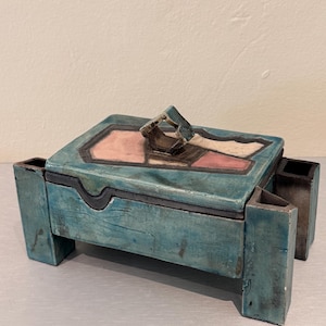 Linda Mielke signerad Raku keramiklåda med lock | Modernistisk kubistisk studiokeramik | Vintage arkitektonisk konstkeramik