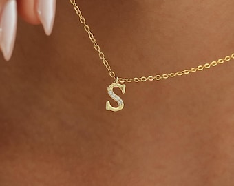 Collar con inicial delicada, collar con inicial dorada, collar con letra personalizada, regalo de cumpleaños, regalo de Navidad para mamá, dije con inicial, regalo para el Día de la Madre.