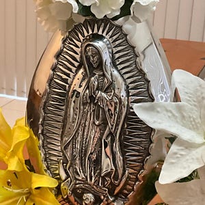 Our Lady of Guadalupe Pewter Vase, Mexican Pewter Home Decor, Handcrafted Vase, Artisan Pewter, Mexican Religious Faith Art, Catholic Gift