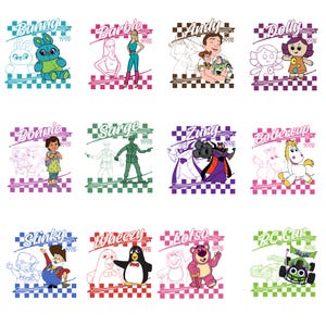 Op de afbeelding: Een verzameling kleurrijke grafische ontwerpen met personages uit de animatiefilm Toy Story. Elk ontwerp bevat een personagenaam en het jaar 1995, tegen een geblokte achtergrond. Personages zijn onder meer Bunny, Barbie, Andy, Dolly, Bonnie, Sarge, Zurg, Buttercup, Stinky, Wheezy, Lotso en RC Car.