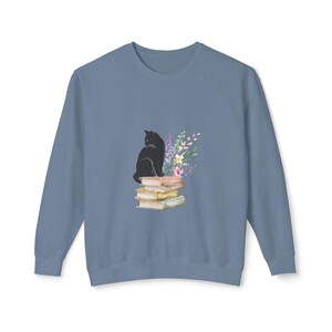 Black Cat Sweater: Black Cat Sweatshirt Gift For Her, Cozy Cat Lover Gift, Cat Mom Sweatshirt, Gift For Cat Owner And Book Lover