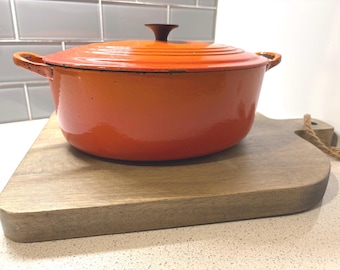 Vintage Le Creuset Oval Dutch Oven In Orange Size D 3.5 Quart