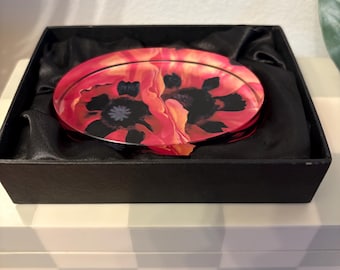 Georgia O'Keeffe Oriental Poppies Weisman Art Museum Paperweight