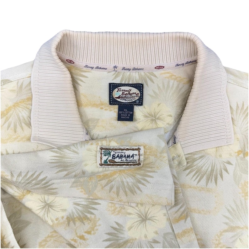 Camisa polo havaiana vintage Tommy Bahama masculina tamanho XL amarela com estampa floral e manga curta. imagem 1