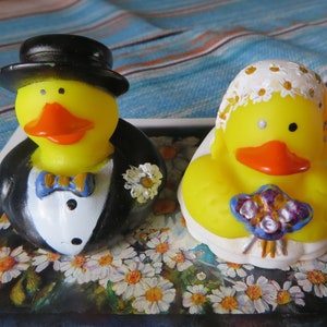 Aangepaste badeendset voor bruid en bruidegom: gepersonaliseerd huwelijksdecor