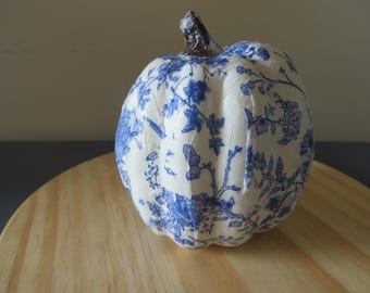 Citrouille de servitude damassée bleue et blanche - Décoration d'automne
