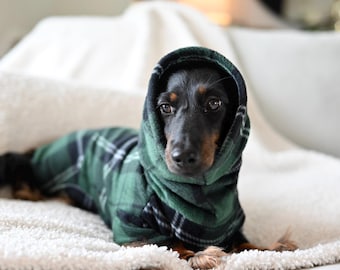 Pijama de forro polar para perro salchicha • Mono de cuerpo entero para perro con estampado de cuadros escoceses verdes