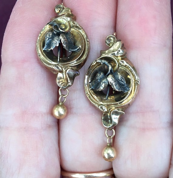 Antique Victorian Earrings Leaves 14k