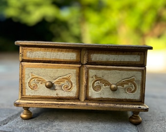 Vintage Italian Florentine Jewelry Box | Zodiac Constellation Lid, Red Interior, 8" Wide