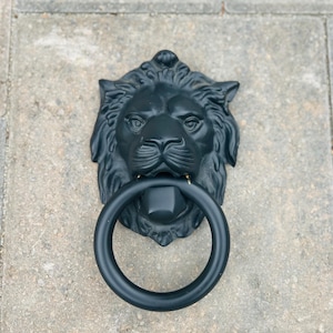 Vintage Cast Iron Lion Head Door Knocker | Black Matte Antique Style Ring Pull | Heavy Solid Metal Hardware
