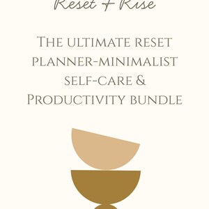 Könnte beinhalten: Ein minimalistisches Design mit dem Text "Reset + Rise" und "The Ultimate Reset Planner-Minimalist Self-Care & Productivity Bundle". Das Design enthält abstrakte Formen in Beige- und Brauntönen, mit dem Namen des Autors unten.
