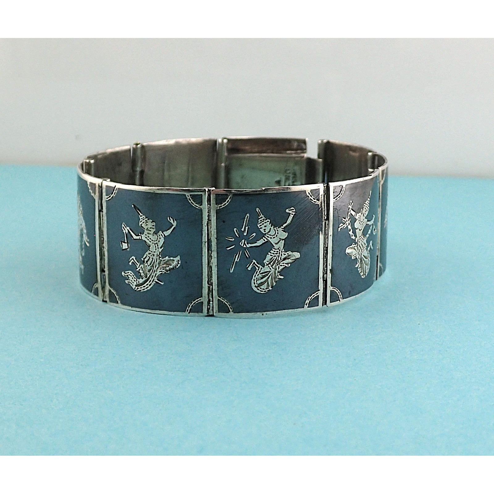 Siam Dancer Bracelet - Etsy