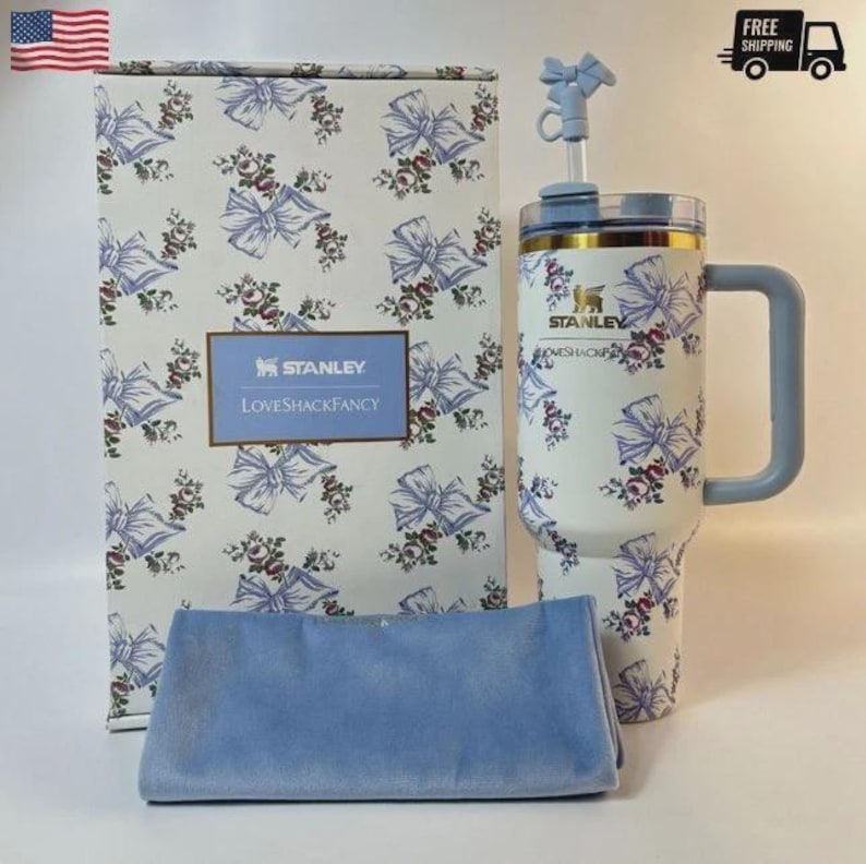 Stanley Love Shack Fancy Tumbler 40oz Holiday Rosa Beaux Blue image 3