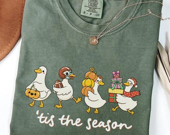 Comfort Colors Tis The Season Goose Shirt, Cute Halloween Goose Tee, Fall Shirt, Pumpkin Goose Graphic, Vintage Autumn Shirt Gift, Football