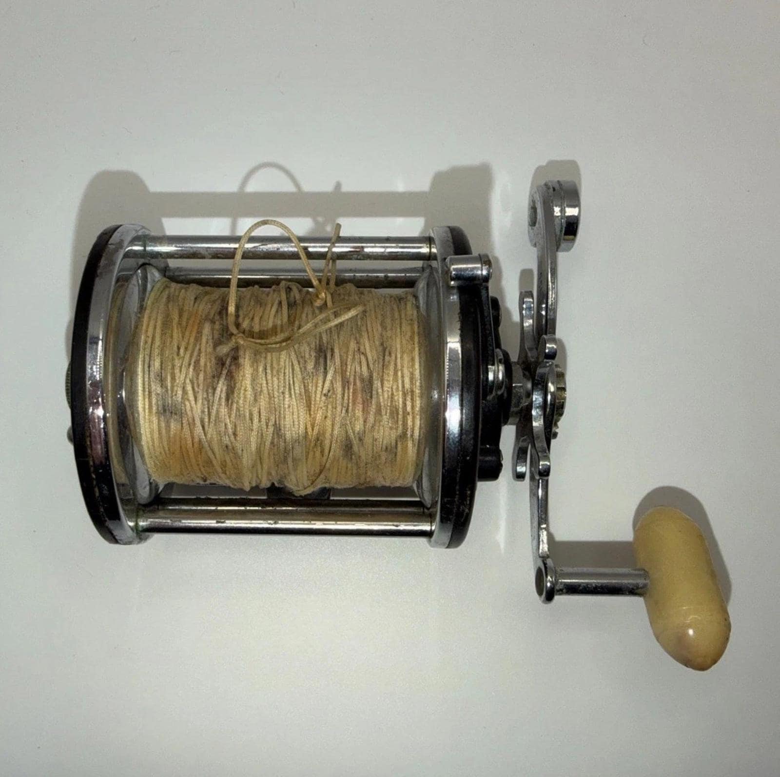 Moulinet vintage Penn No 49 pour grands fonds marins