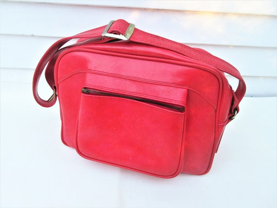 american tourister pouch