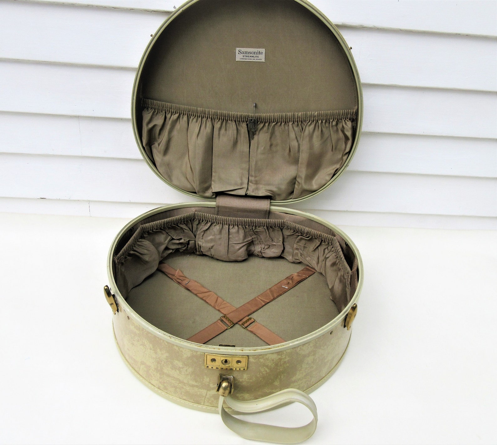 Vintage Samsonite Round Luggage Suitcase with Key Round Etsy