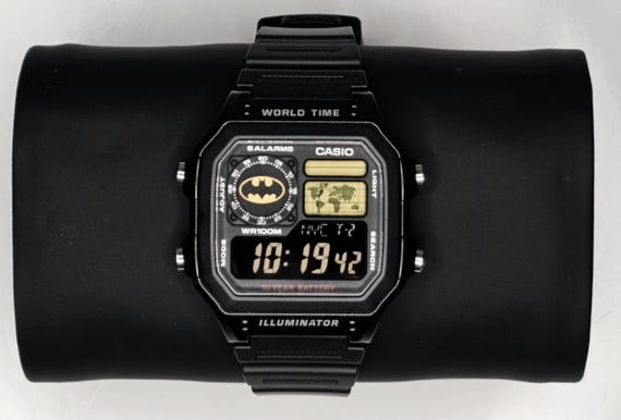 Custom Casio AE1200 Watch: Batman-inspired Yellow/black Screen Mod