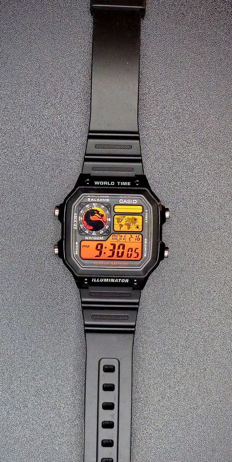 Reloj digital Casio AE1200 personalizado "Mortal Kombat World Time", esencial, temático imagen 3
