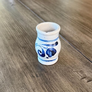 Small ceramic salt glazed 3&quot; creamer-gray and cobalt