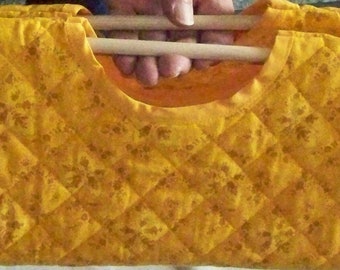 Golden color  quilted Casserole Carrier, Good for keeping things hot or cold