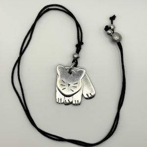Stylish Aluminium Pendant Necklace 2