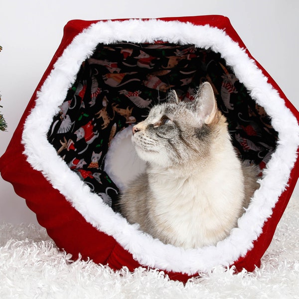 Lit pour chat de Noël en velours rouge avec garniture en fourrure blanche - Le lit pour chat Santa Cat Ball