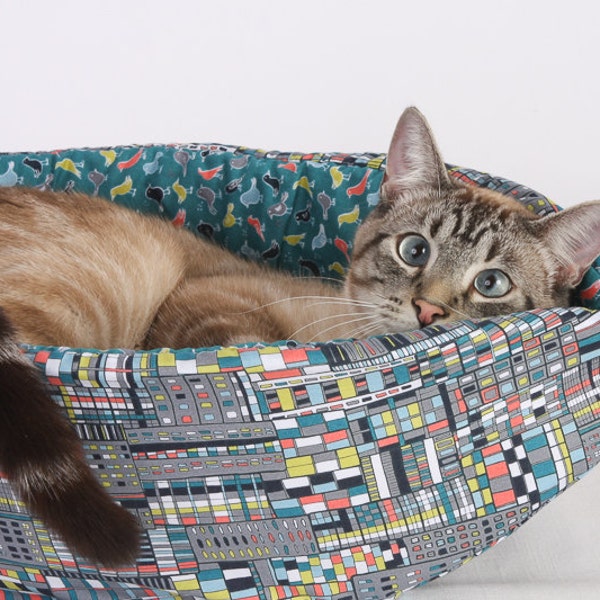 City Kitty Cat Canoe a Modern Bed for Your Cat