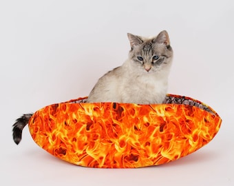 Cat Canoe - Funny Taco Shaped Pet Bed Made With Fire Flame Fabric