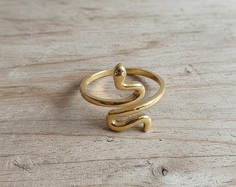 Adjustable Gold Snake Ring, Dainty Serpent Jewelry, Gothic Snake Ring, Minimalist Animal Ring, Gift for Her.