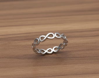 Infinity Band Ring, 925 Sterling Silver, Minimalist Infinity Pattern Ring, Dainty Stackable Silver Band for Women, Everyday Jewelry Gift.