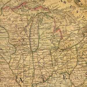 Puede incluir: Un mapa antiguo de los Estados Unidos, que muestra los estados de Michigan, Wisconsin, Illinois, Indiana, Ohio, Pensilvania y Nueva York. El mapa est&aacute; dibujado con tinta marr&oacute;n sobre un fondo crema. El mapa muestra las principales ciudades, r&iacute;os y lagos.