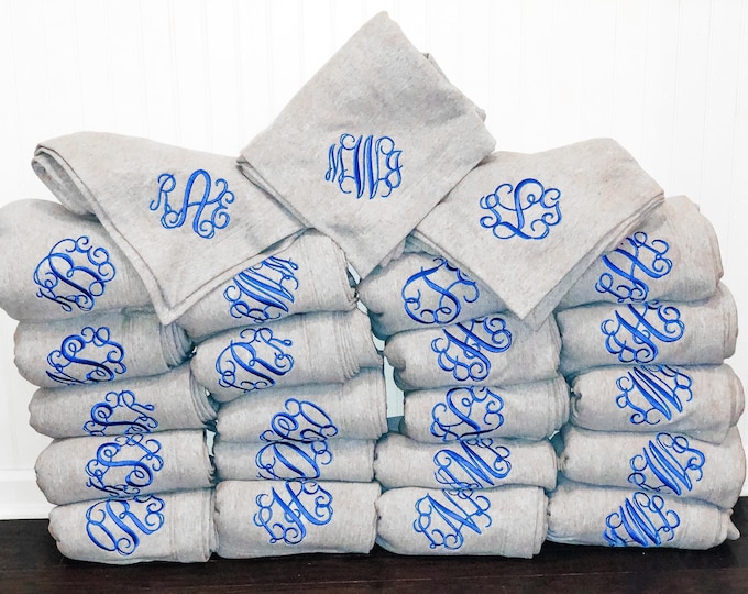 Personalized Stadium Blankets, Embroidered Sports Team Tailgate Large Throw optional Carry Strap, Monogram Cheer Dance Gifts for Teen Girls