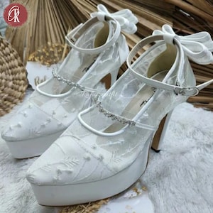 White Lace Bridal Heels, Platform Wedding Shoes with Rhinestone Strap & Bow, Closed Toe High Heel for Bride, Ladies Bridal Shoes
