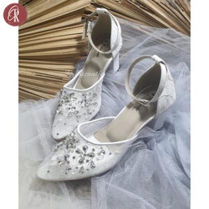 White Bridal  – Low Heel Wedding Shoes for Bride, Elegant Ankle Strap Shoes, Ladies Bridal Shoes, Wedding Heels, Bridesmaid Shoes
