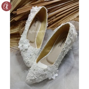 White Lace Bridal | Wedding Shoes | Closed Toe Elegant Heels for Bride | Bridal Sandals | Ladies Bridal Shoes| Wedding Heels