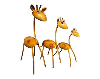 Set of 3 Metal Jirafes, Home Decor, Wall Decor, Mom Gift