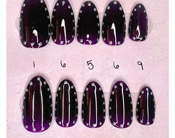 Dark Purple Press On Nails (M)