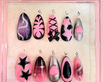 Black & Pink Press On Nails (Size M)