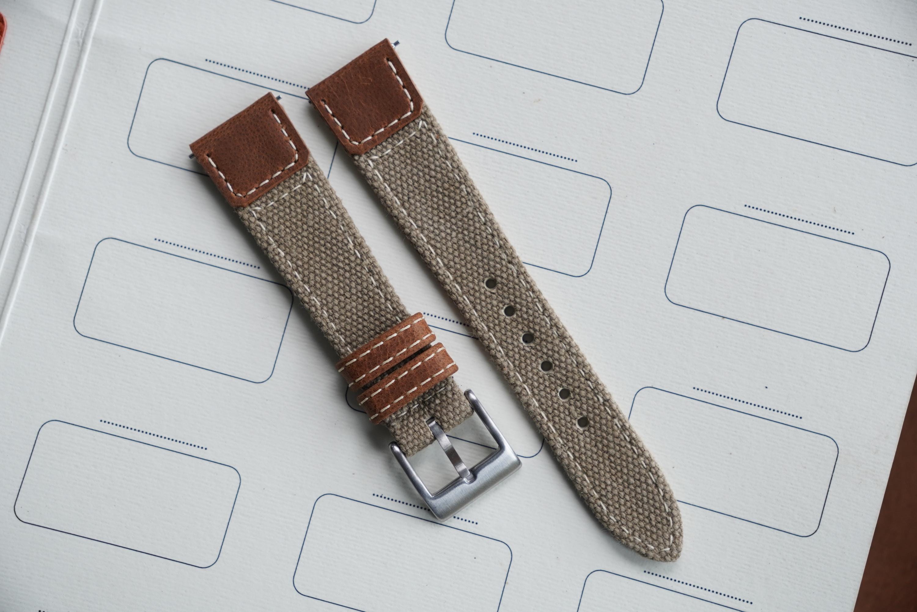 BRACCIALE CINTURINO BAND PER OROLOGIO WATCH IN ACCIAIO TIPO OYSTER - Camporelli Gioielli BRACCIALE CINTURINO BAND PER OROLOGIO WATCH IN ACCIAIO TIPO OYSTER - Camporelli Gioielli