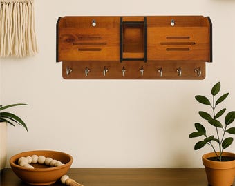 Llavero de pared de madera, llavero personalizado, colgador de llaves con forma de casa, organizador de entrada, estante de pared para llaves, decoración rústica para el hogar, regalo para un nuevo hogar