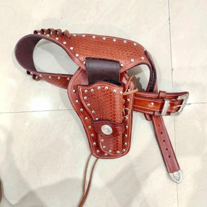 Leather The Duke Rig, John Wayne holster, SASS, CAS Cowboy action Cowboy Western Leather Cross Draw Fast Draw Holster Fits Colt SAA 1873