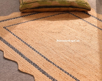 Scalloped Jute Rug – Handwoven Bohemian Style, Natural Fiber Accent Runner