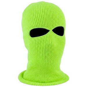 K&ouml;nnte beinhalten: Eine neongr&uuml;ne Strick-Balaclava mit schwarzen Augen- und Mund&ouml;ffnungen. Die Skimaske besteht aus einem Rippstrick und hat einen gerollten Saum am unteren Rand.