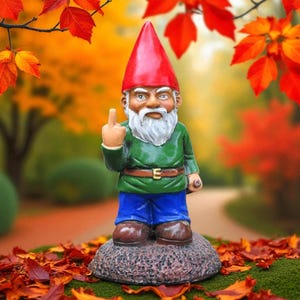 Gnomo de dedo indicador em pé | Estátua de gnomo de jardim rude | Estatueta engraçada para gramado ao ar livre | Arte de gnomo travesso | Presente engraçado para ele
