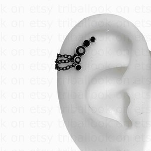 Helix Piercings mit schwarzen Kettchen und schwarzem Mondsichel (5 ct)