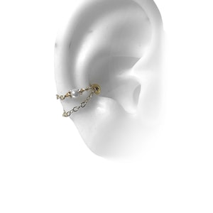 Helix oder Conch Piercing, Helix Ohrring, Helix Piercing, Edelstahlstab, mit Doppelkette und Süßwasserperle (m65)